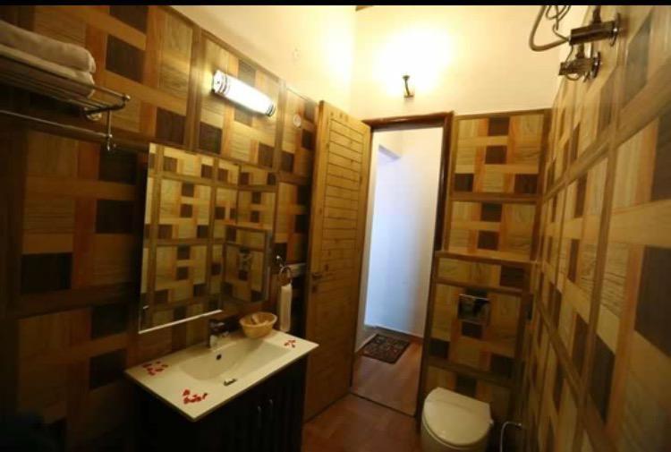 Amar Valley Resort Nainital Buitenkant foto